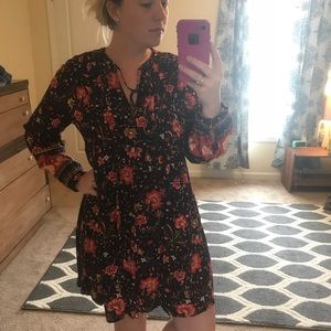 Old Navy patterned dress